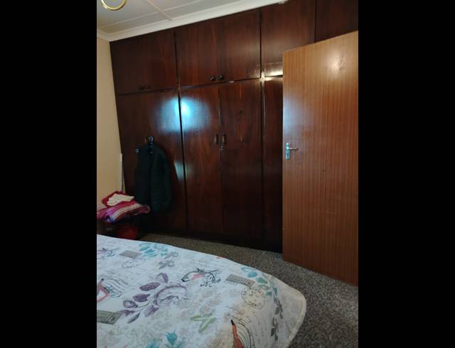 3 BEDROOM FREEHOLD FOR SALE IN LENNOXTON